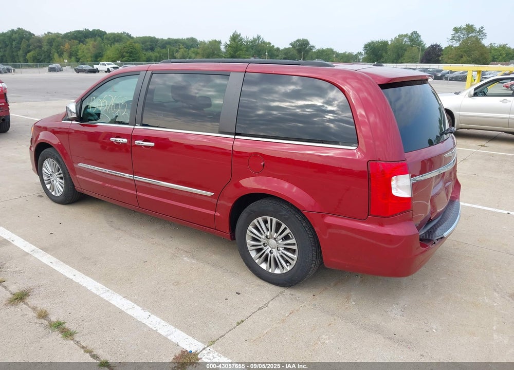 2013 CHRYSLER TOWN & COUNTRY VIN: 2C4RC1CG6DR802139