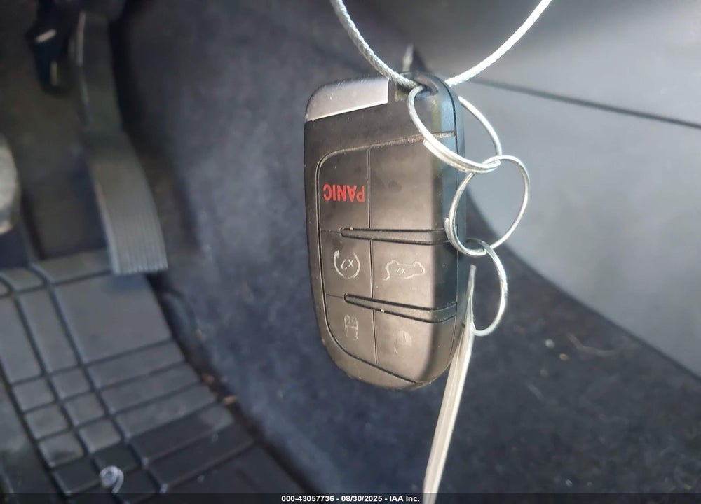 2018 JEEP GRAND CHEROKEE VIN: 1C4RJFAG4JC388918
