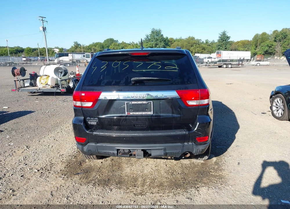 2011 JEEP GRAND CHEROKEE VIN: 1J4RR4GG4BC530670