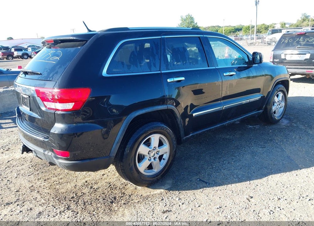 2011 JEEP GRAND CHEROKEE VIN: 1J4RR4GG4BC530670