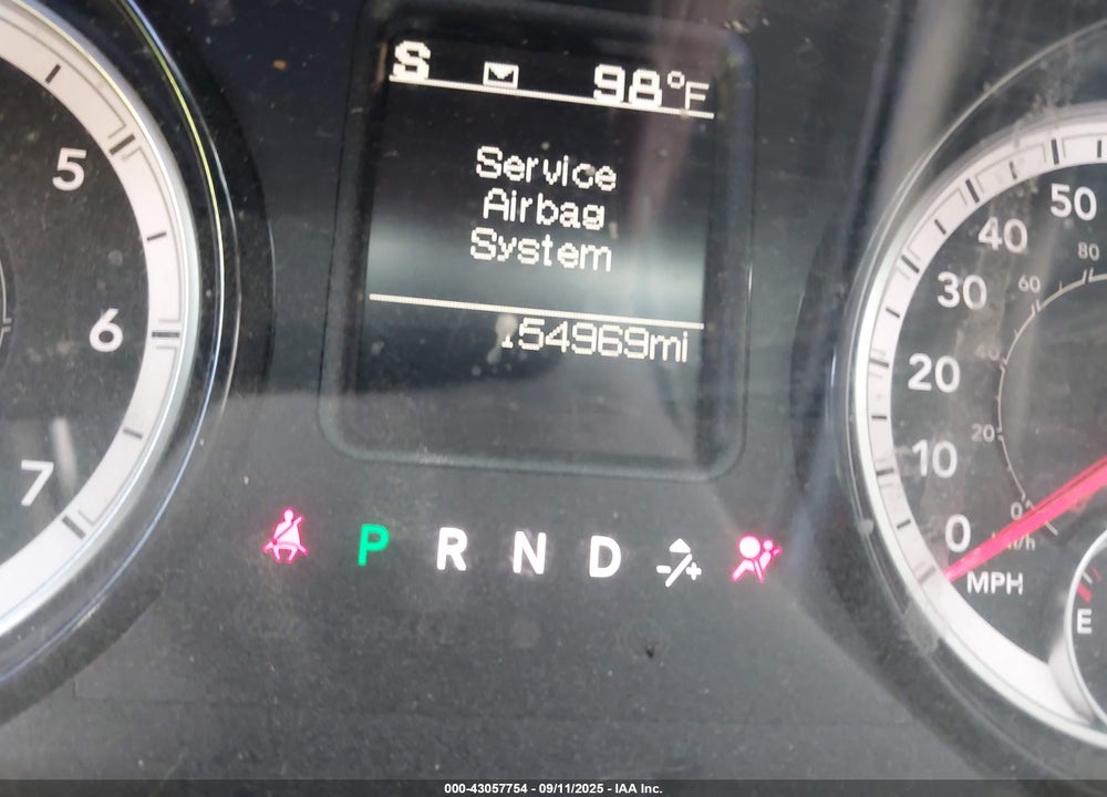 2016 RAM 1500 VIN: 3C6RR7KT4GG371205