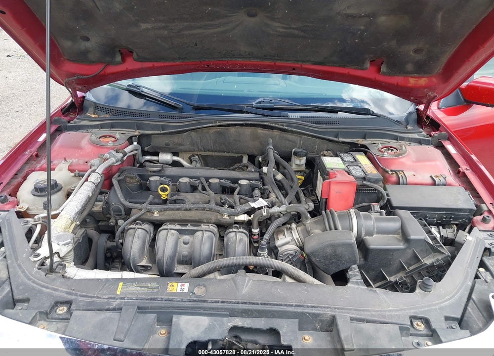 2011 FORD FUSION VIN: 3FAHP0HA1BR256054