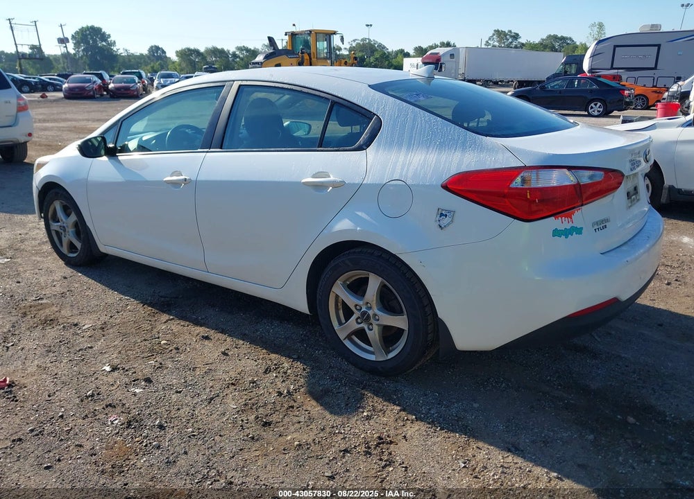 2016 KIA FORTE VIN: KNAFX4A69G5555989