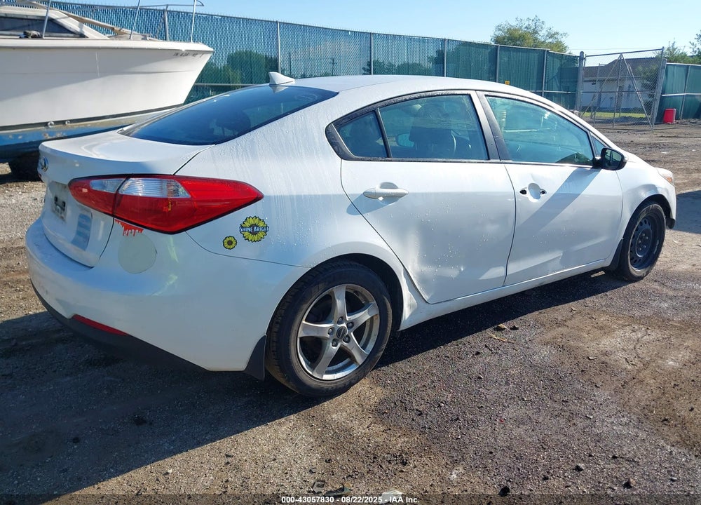 2016 KIA FORTE VIN: KNAFX4A69G5555989