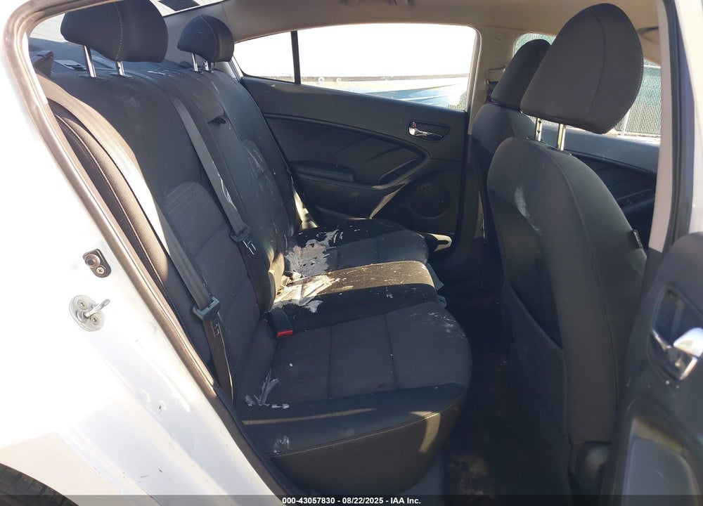 2016 KIA FORTE VIN: KNAFX4A69G5555989