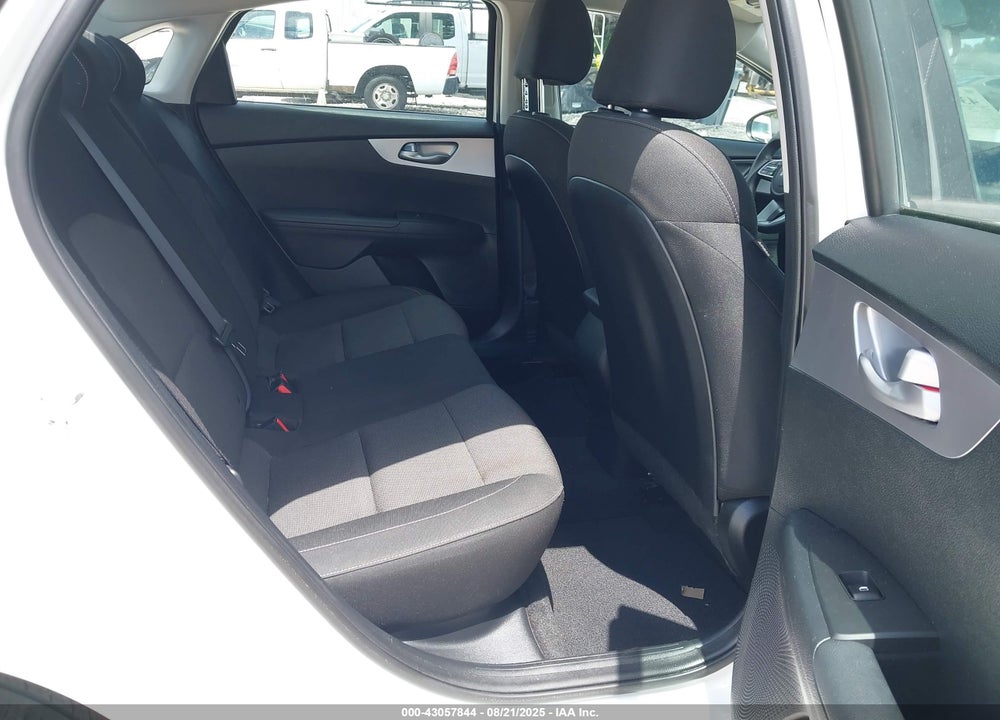 2023 KIA FORTE LXS VIN: 3KPF24AD7PE508674