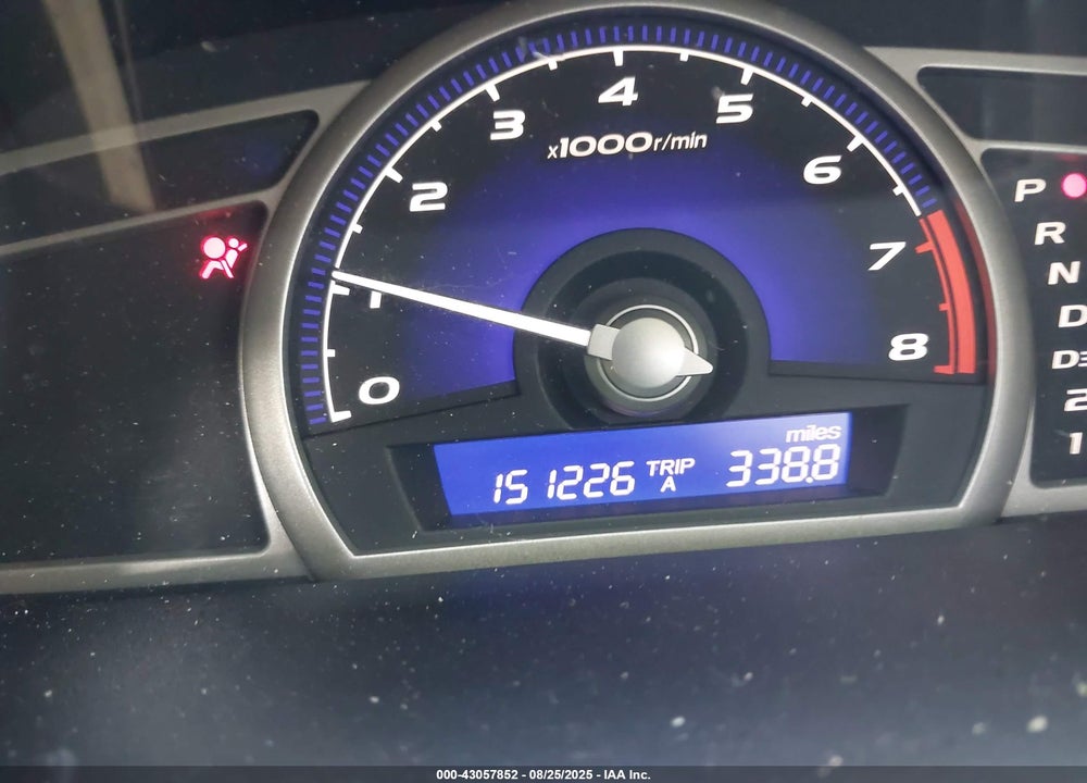 2011 HONDA CIVIC VIN: 19XFA1F58BE042197