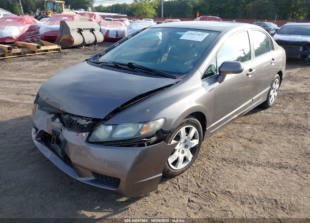 2011 HONDA CIVIC VIN: 19XFA1F58BE042197