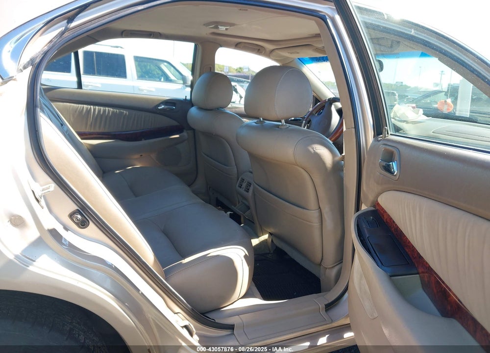 2000 ACURA TL 3.2 VIN: 19UUA5665YA034899