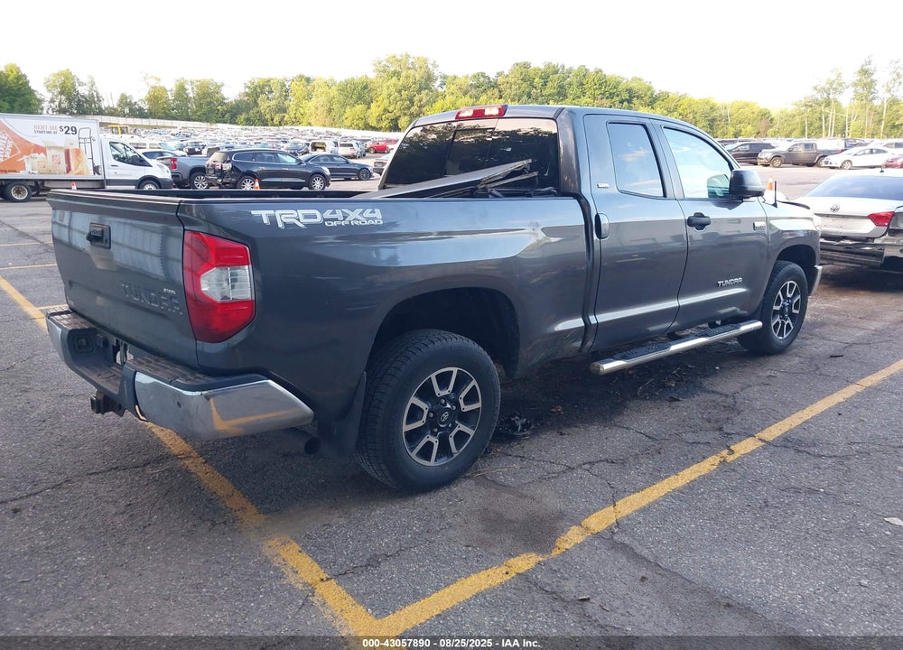 2016 TOYOTA TUNDRA SR 5.7L V8 VIN: 5TFUY5F10GX576602