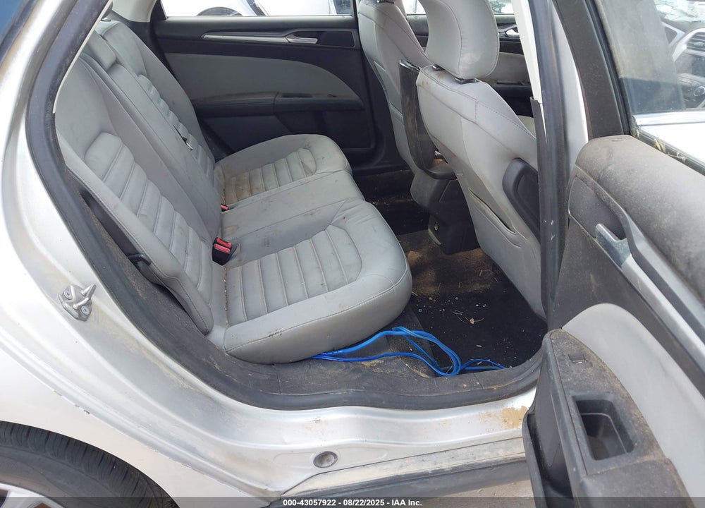 2015 FORD FUSION S VIN: 3FA6P0G70FR293356