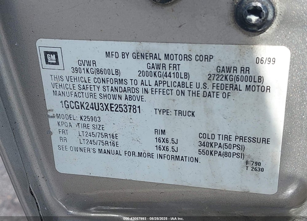 1999 CHEVROLET SILVERADO 2500 LS VIN: 1GCGK24U3XE253781