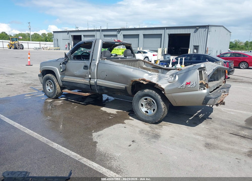 1999 CHEVROLET SILVERADO 2500 LS VIN: 1GCGK24U3XE253781