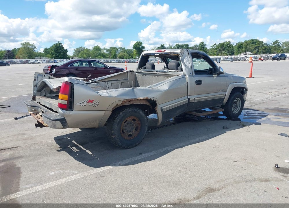 1999 CHEVROLET SILVERADO 2500 LS VIN: 1GCGK24U3XE253781