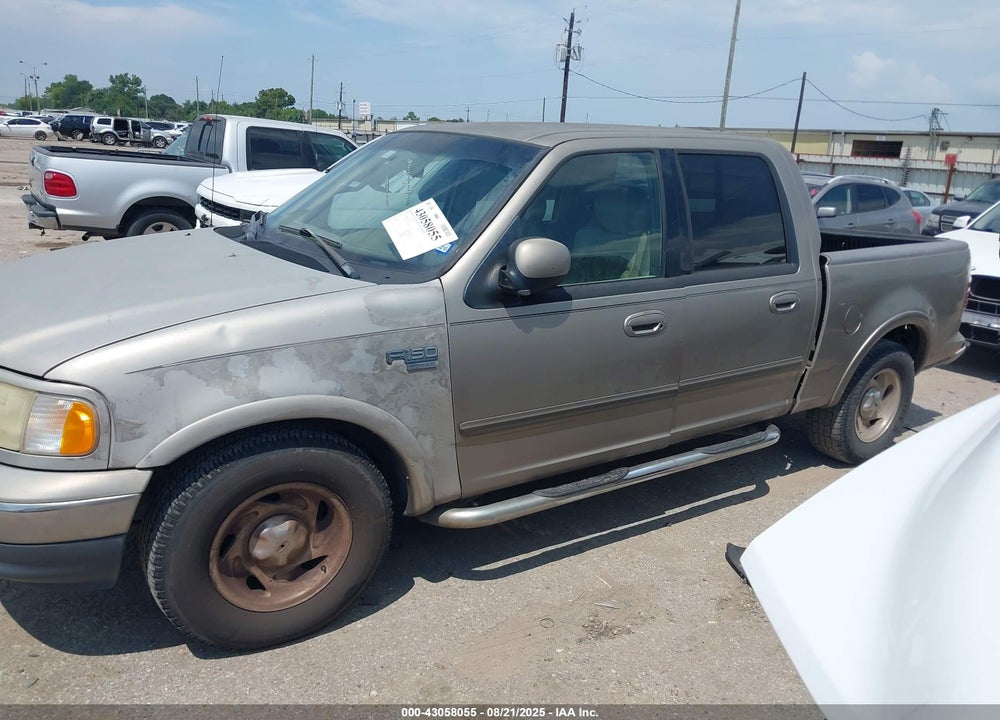 2002 FORD F-150 LARIAT/XLT VIN: 1FTRW076X2KB62595
