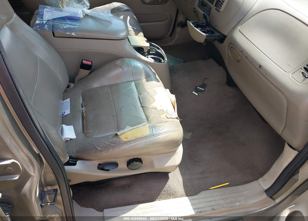 2002 FORD F-150 LARIAT/XLT VIN: 1FTRW076X2KB62595