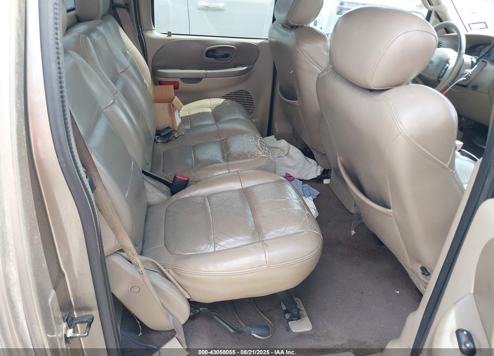 2002 FORD F-150 LARIAT/XLT VIN: 1FTRW076X2KB62595