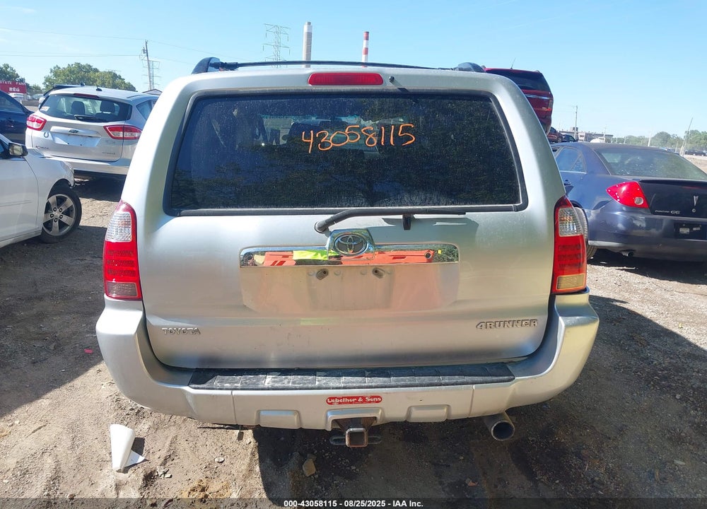 2007 TOYOTA 4RUNNER VIN: JTEBU14RX70110412