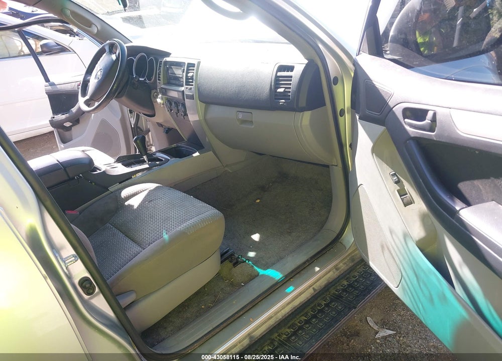 2007 TOYOTA 4RUNNER VIN: JTEBU14RX70110412