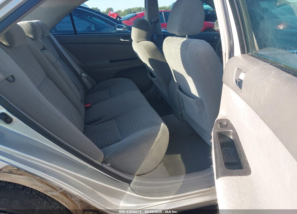 2005 TOYOTA CAMRY LE VIN: 4T1BE32K05U985583