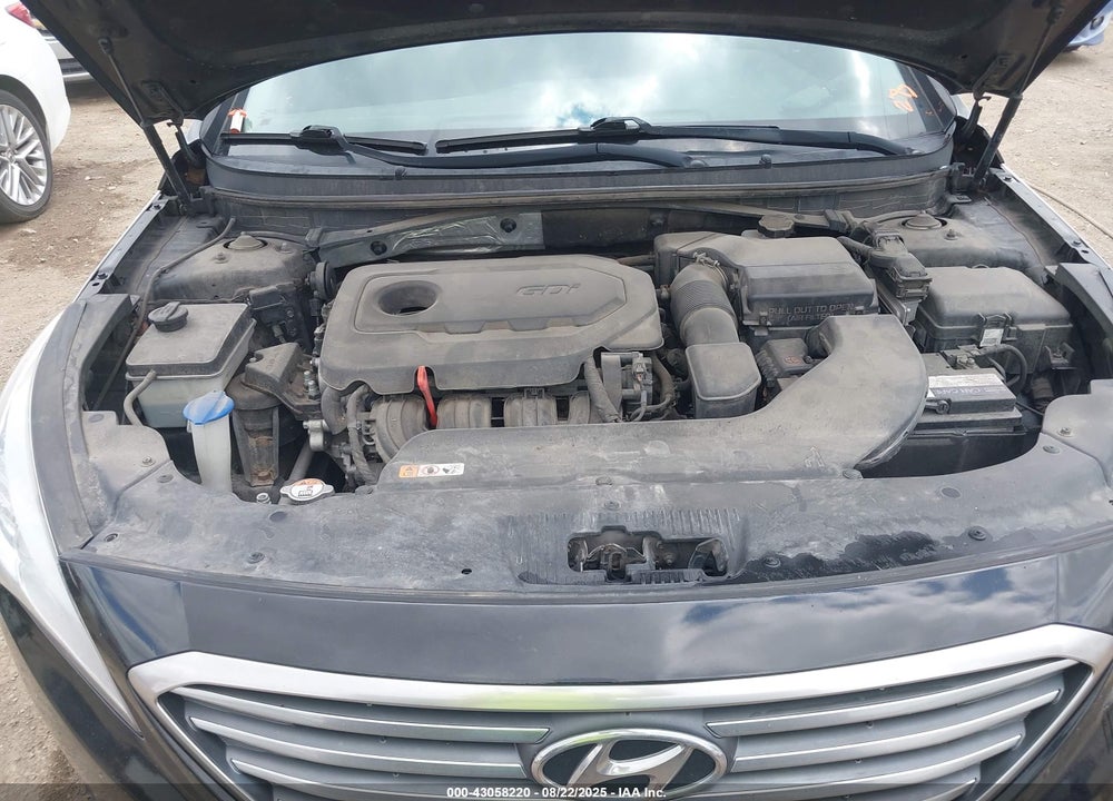 2016 HYUNDAI SONATA VIN: 5NPE24AF1GH390985