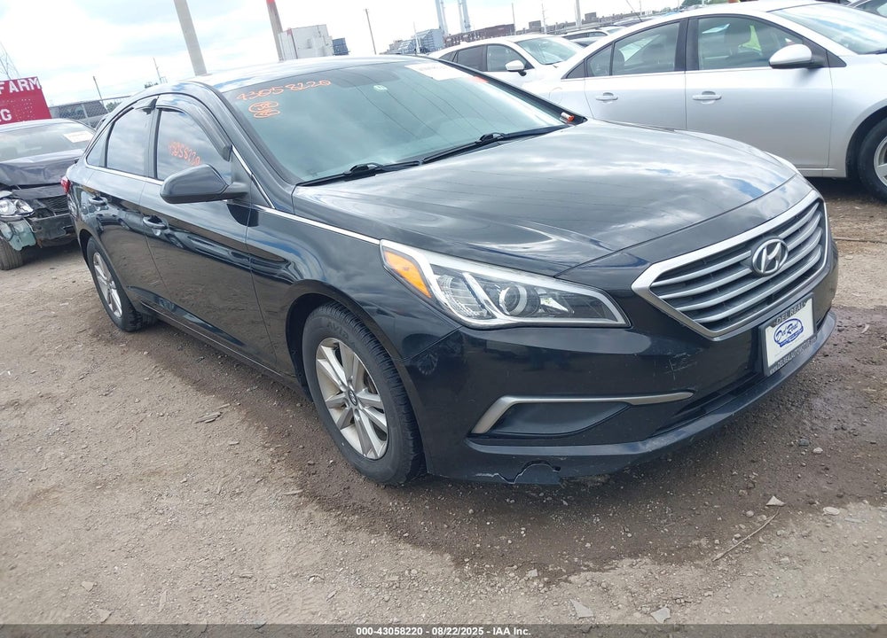2016 HYUNDAI SONATA VIN: 5NPE24AF1GH390985