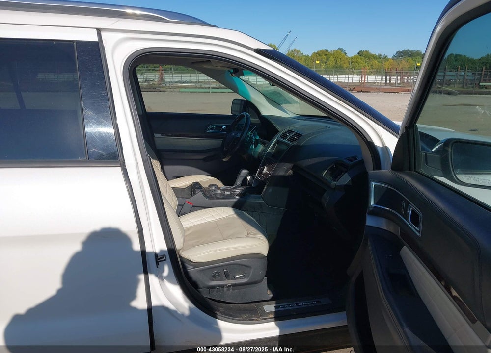 2016 FORD EXPLORER VIN: 1FM5K8HTXGGB39269