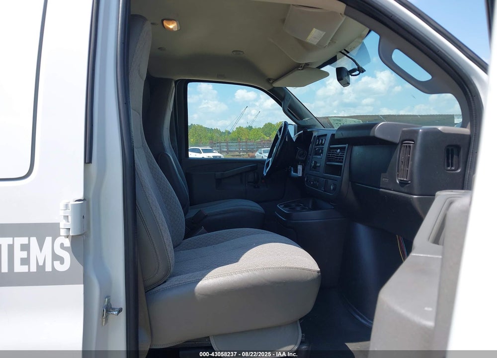 2018 CHEVROLET EXPRESS 2500 WORK VAN VIN: 1GCWGAFP0J1270311