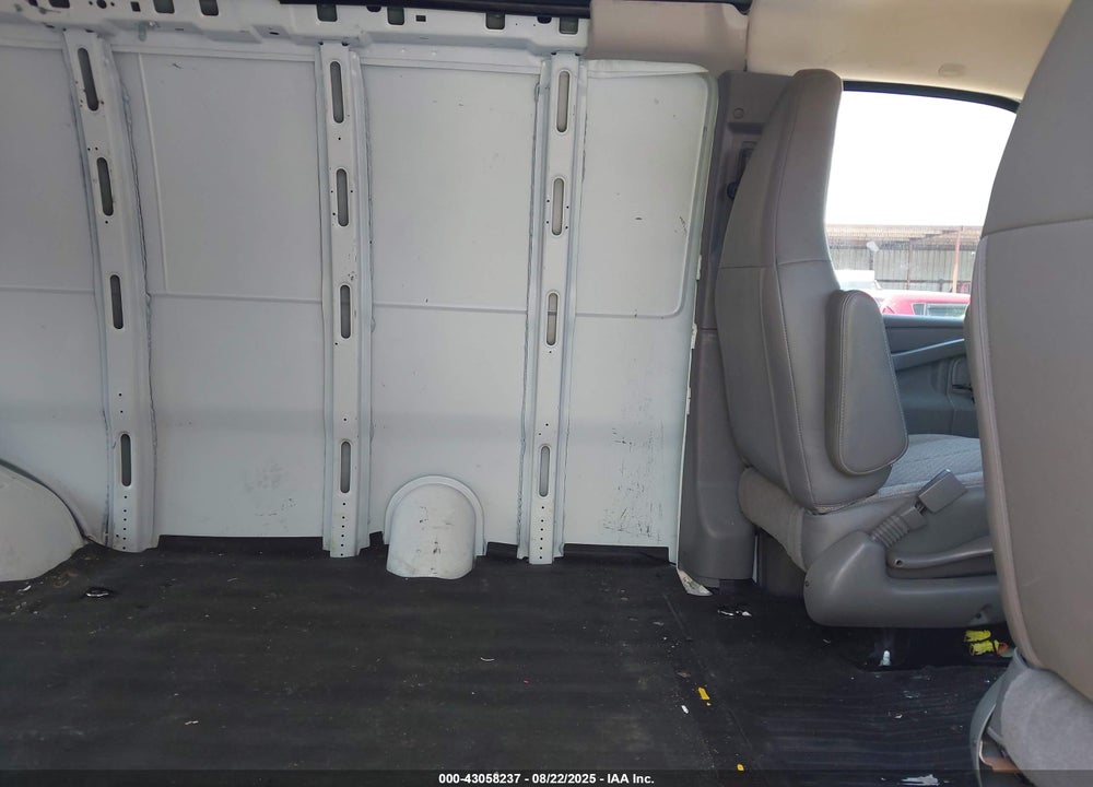 2018 CHEVROLET EXPRESS 2500 WORK VAN VIN: 1GCWGAFP0J1270311