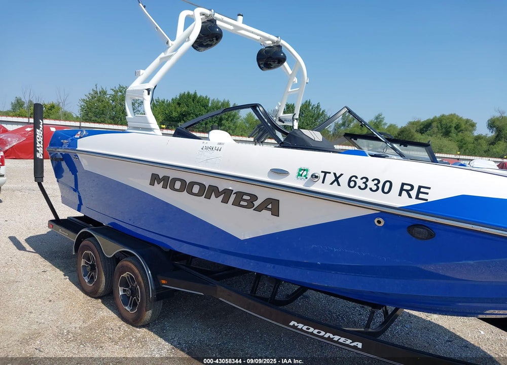 2021 MOOMBA OTHER VIN: 1SRMM108D121