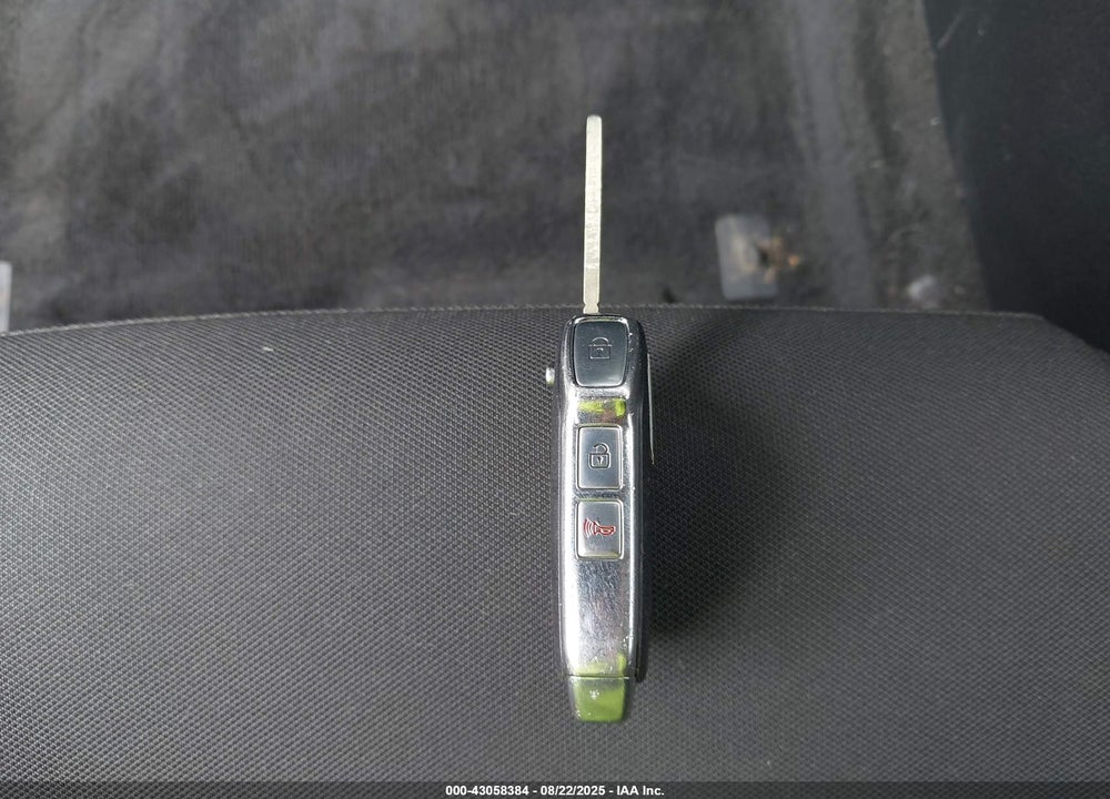 2023 KIA SPORTAGE VIN: KNDPUCAF1P7185250