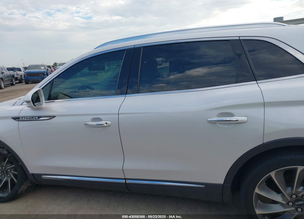 2019 LINCOLN NAUTILUS VIN: 2LMPJ6L97KBL36917