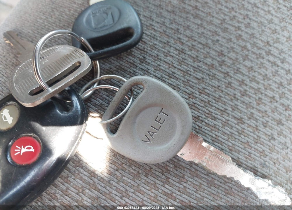 2000 SATURN LS2 VIN: 1G8JW52R1YY691932