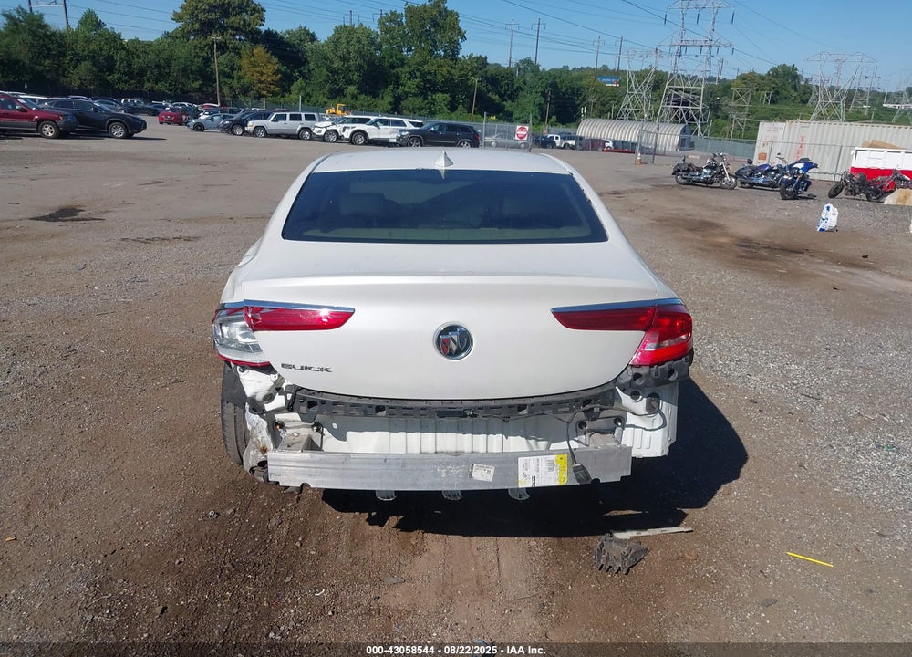 2018 BUICK LACROSSE VIN: 1G4ZP5SZ6JU123240