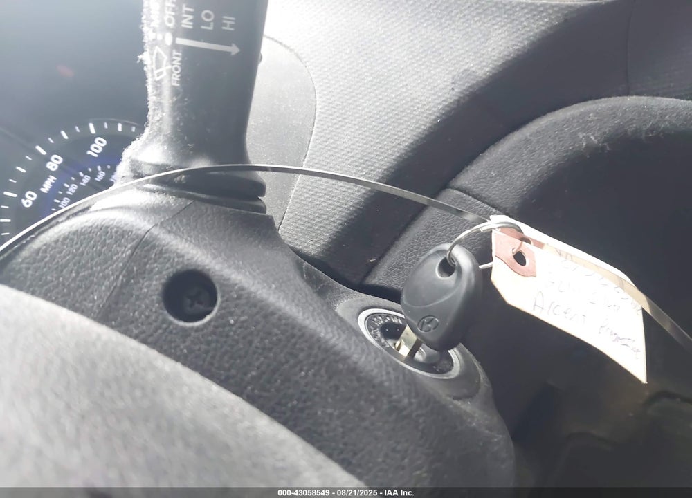 2014 HYUNDAI ACCENT VIN: KMHCU5AE8EU189114