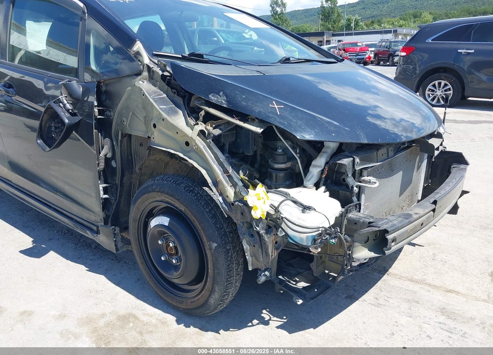 2019 HONDA FIT VIN: 3HGGK5H67KM740662