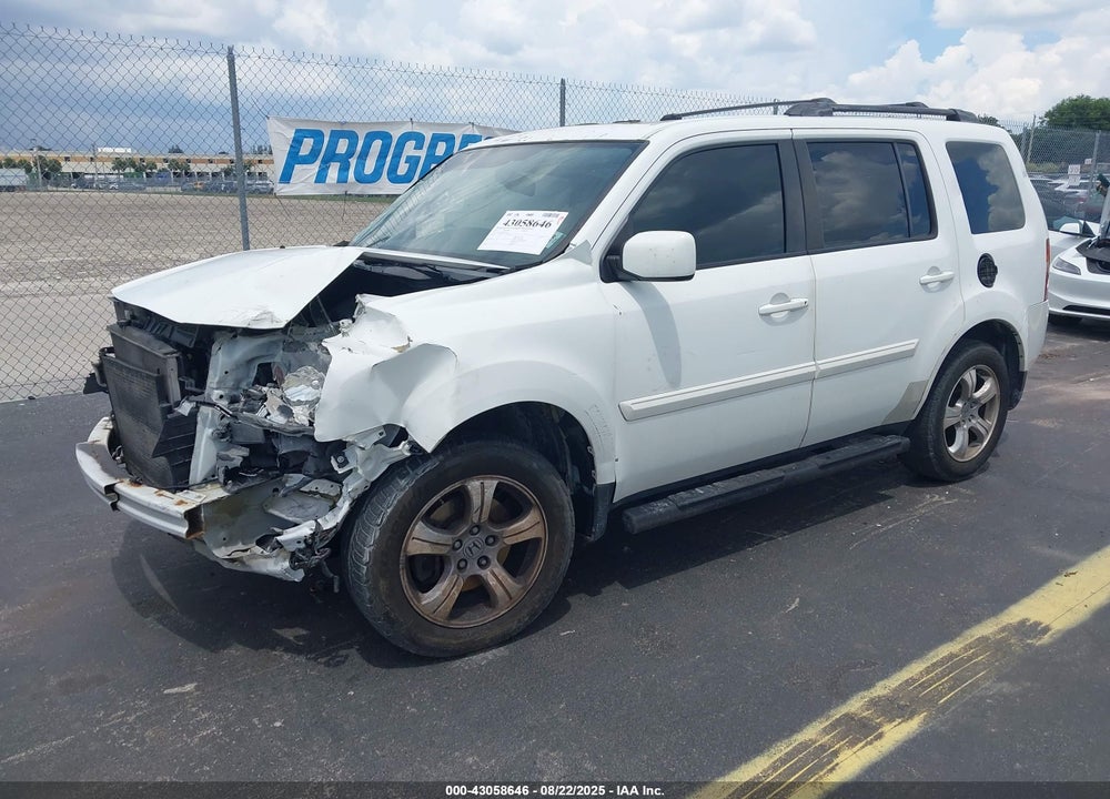 2015 HONDA PILOT EX-L VIN: 5FNYF3H56FB032965