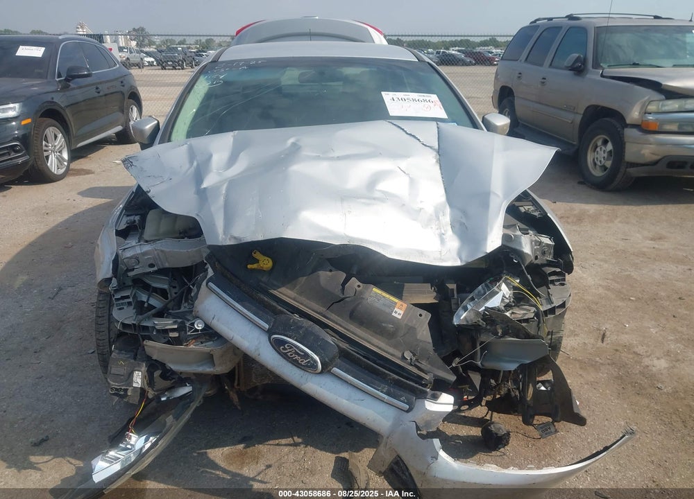 2013 FORD FOCUS VIN: 1FADP3J2XDL301612