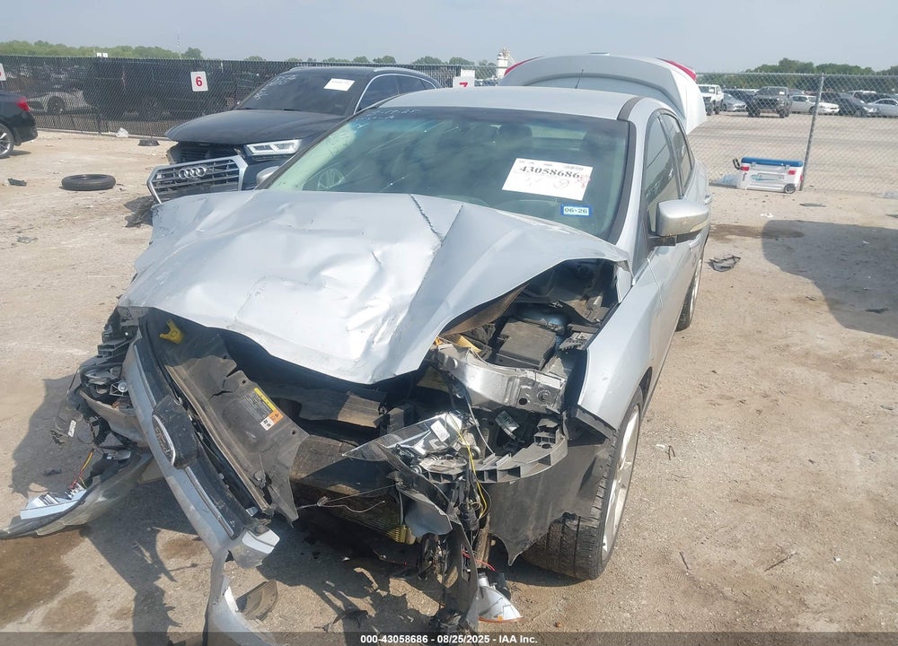 2013 FORD FOCUS VIN: 1FADP3J2XDL301612