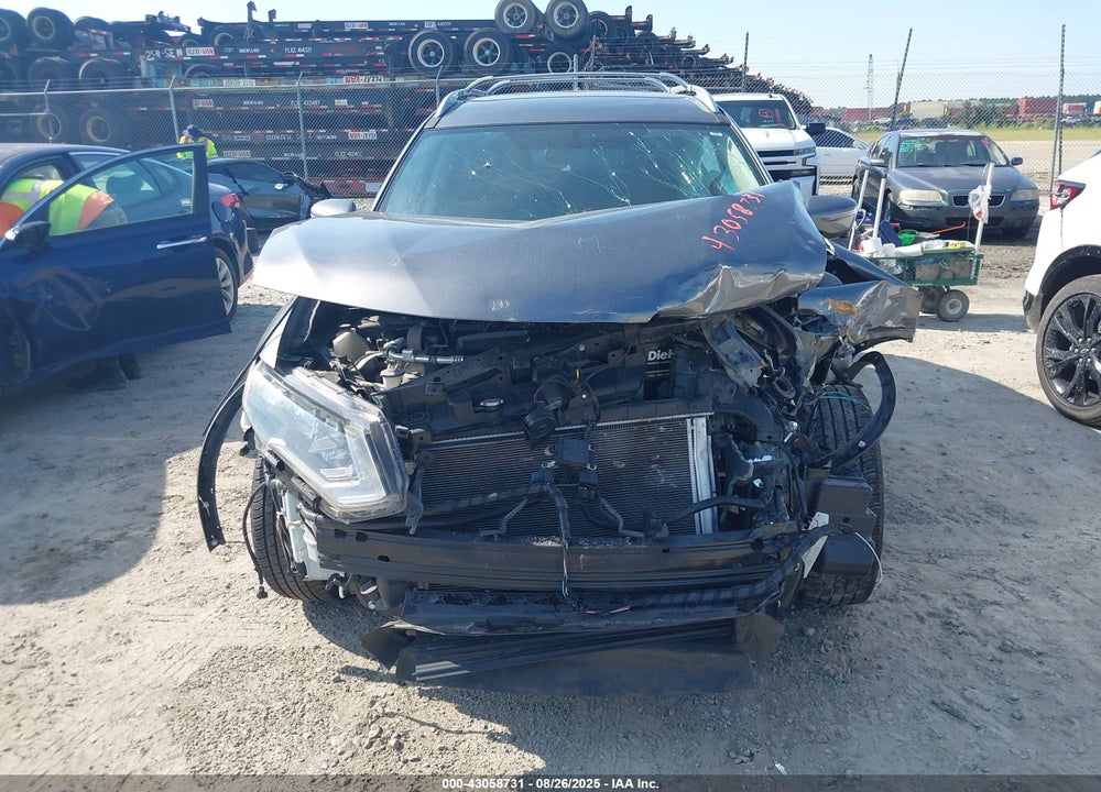 2018 NISSAN ROGUE VIN: 5N1AT2MT6JC846348
