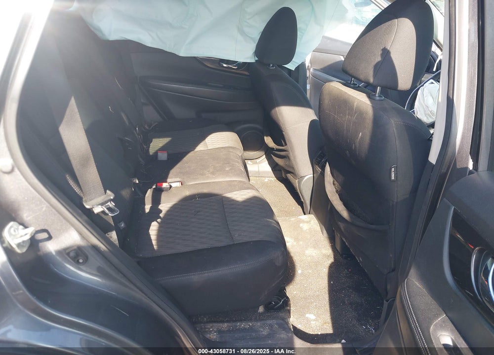 2018 NISSAN ROGUE VIN: 5N1AT2MT6JC846348