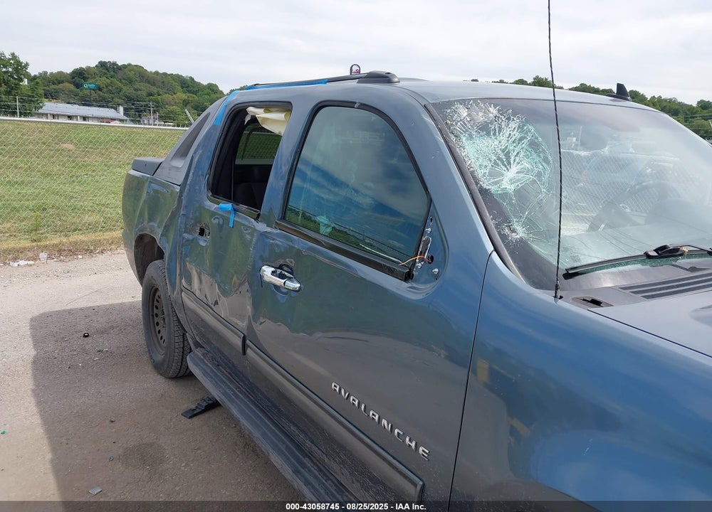 2012 CHEVROLET AVALANCHE VIN: 3GNMCEE00CG132634