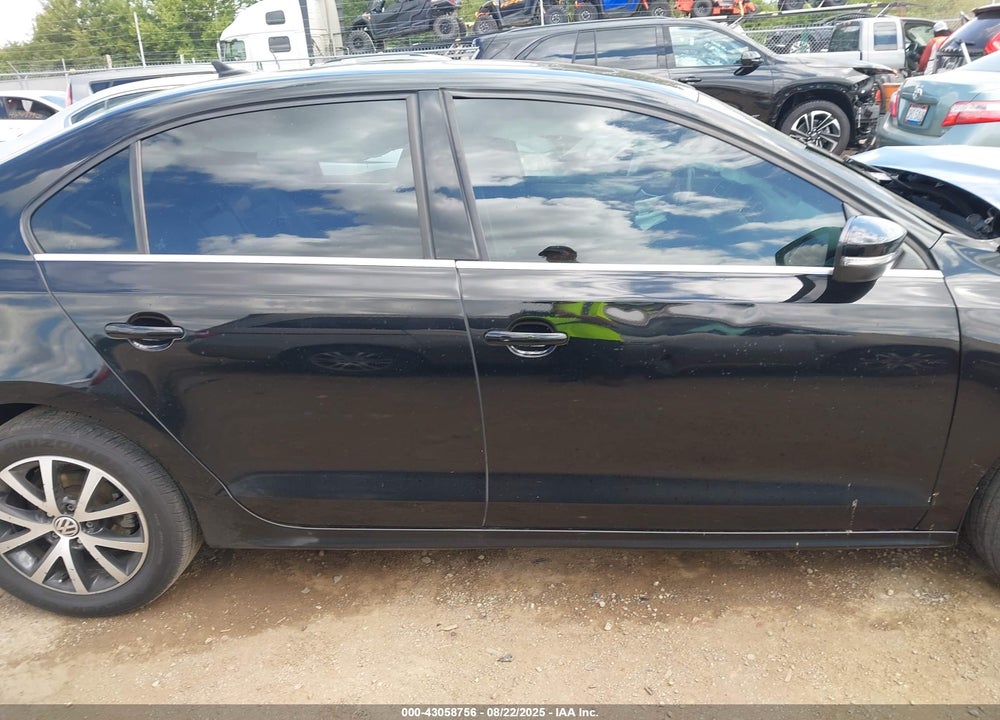 2017 VOLKSWAGEN JETTA VIN: 3VWDB7AJXHM384337