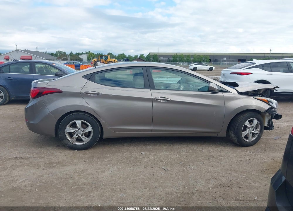 2014 HYUNDAI ELANTRA VIN: 5NPDH4AEXEH523631