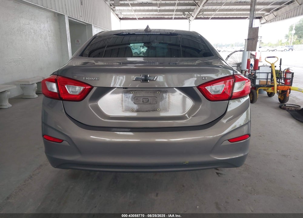 2018 CHEVROLET CRUZE VIN: 1G1BE5SM8J7163617