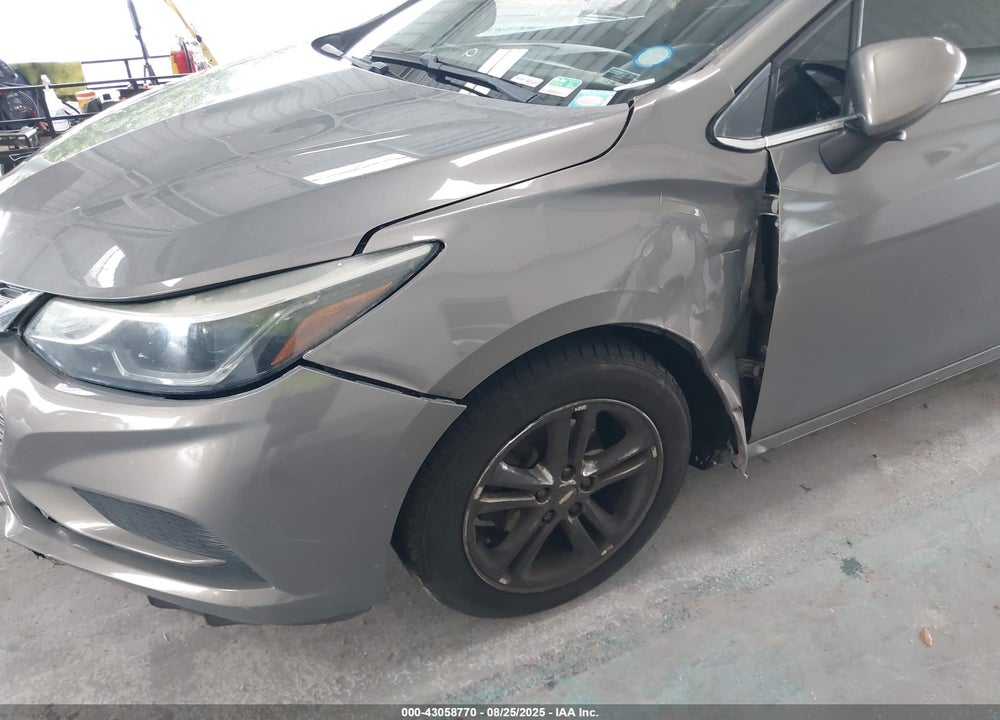 2018 CHEVROLET CRUZE VIN: 1G1BE5SM8J7163617