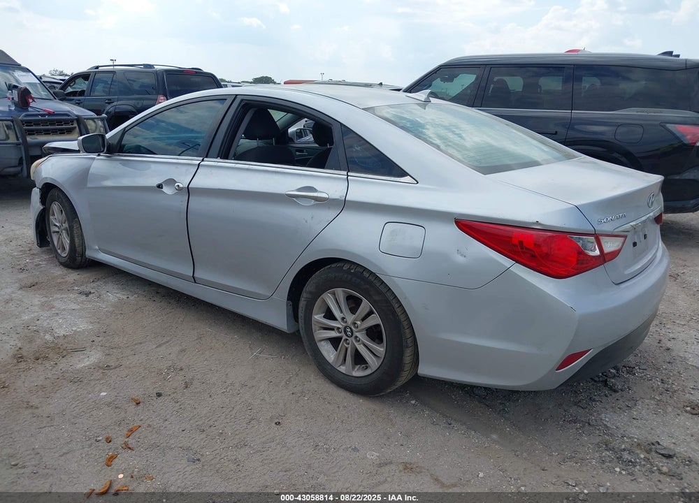 2014 HYUNDAI SONATA VIN: 5NPEB4AC8EH888247
