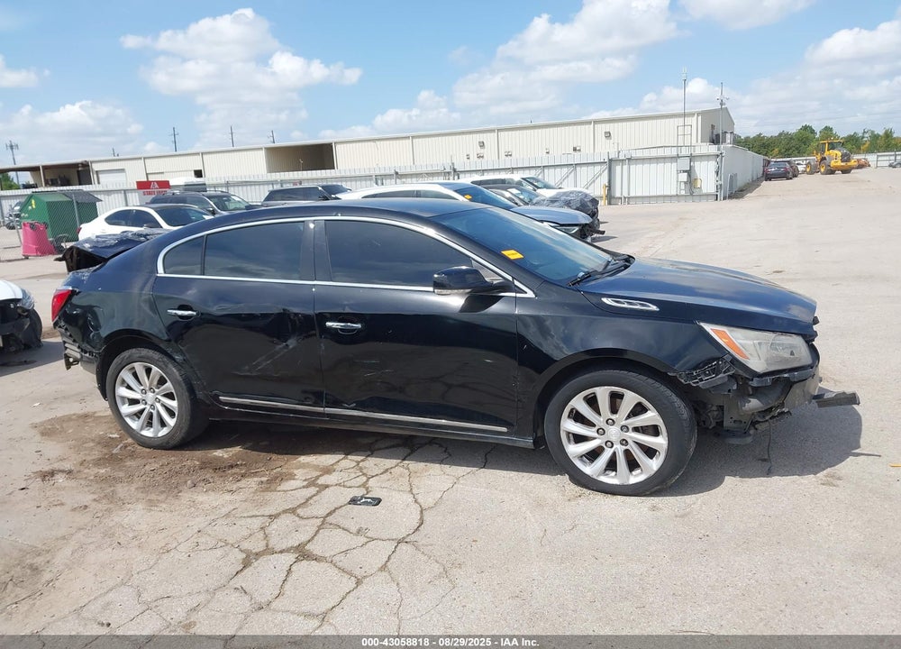2016 BUICK LACROSSE VIN: 1G4GB5G36GF152180