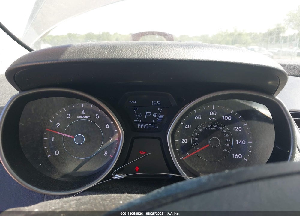 2015 HYUNDAI ELANTRA VIN: 5NPDH4AE3FH596826