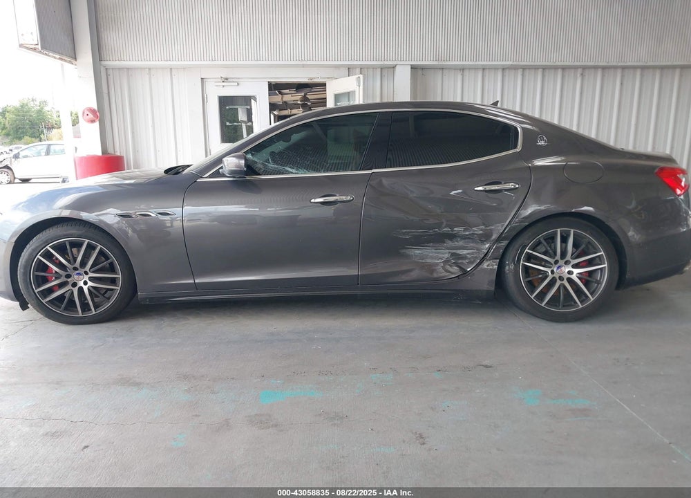 2017 MASERATI GHIBLI VIN: ZAM57RSA1H1230031